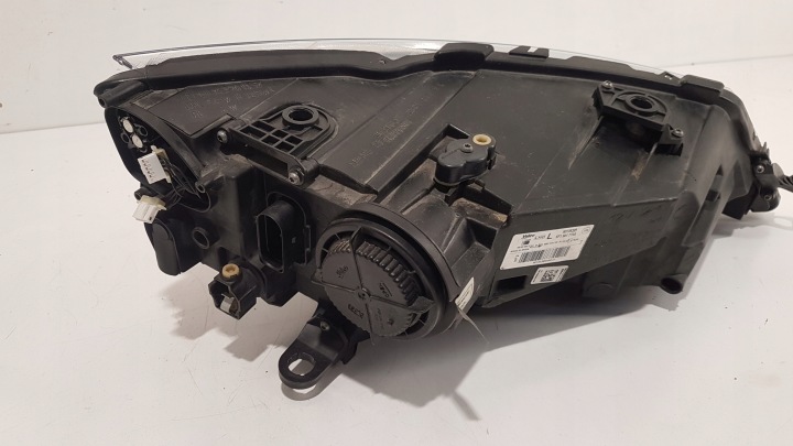 SEAT LEON III 3 LIFT PHARE GAUCHE AVANT AVANT COMPLET LED EN BON ÉTAT 5F1941007G