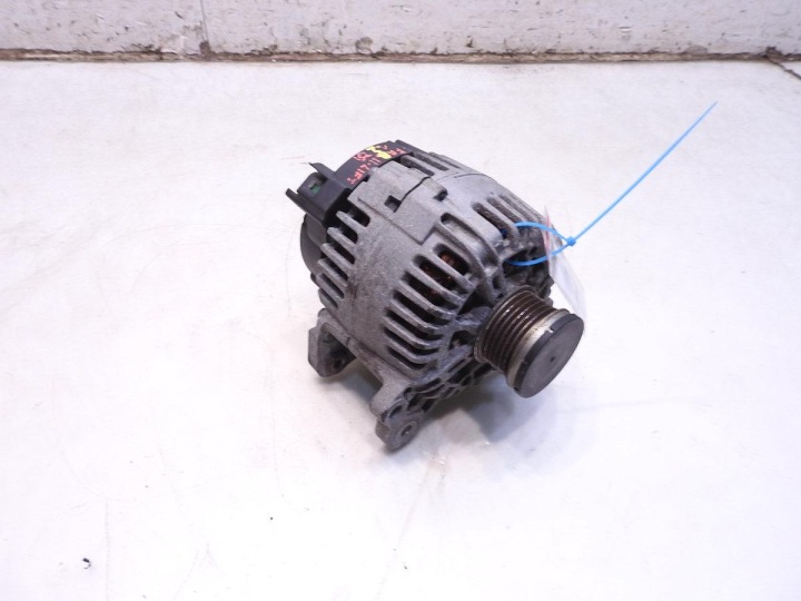 ALTERNATEUR SKODA FABIA II 1.2 TSI 03F903023E