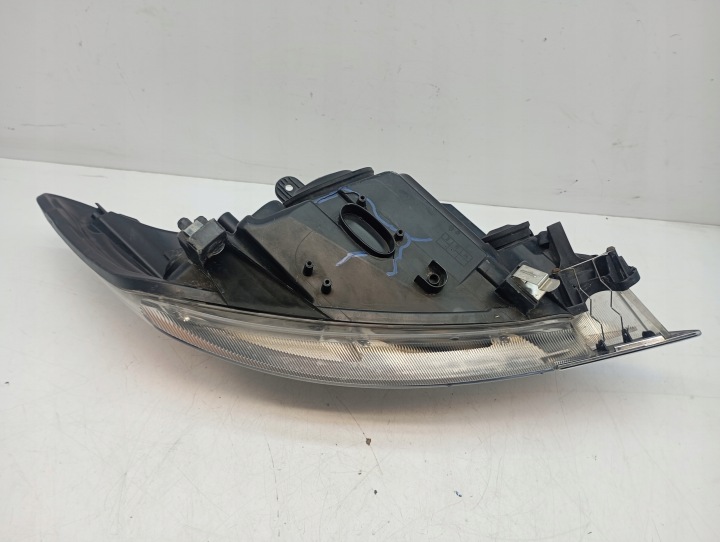 PHARE GAUCHE AVANT GAUCHE AVANT EUROPE FORD KUGA I 2008-2013 8V41-13W030-AE