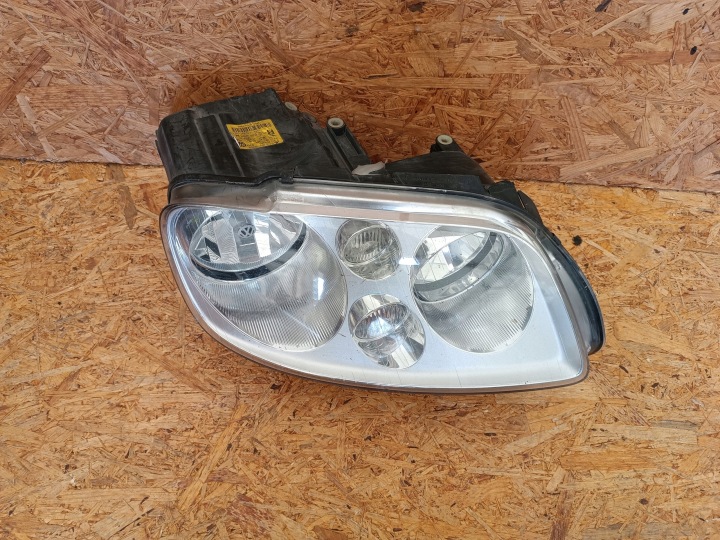 PHARE DROIT AVANT EUROPE PROJECTEUR 1T0941006 VOLKSWAGEN TOURAN I 1T 03-
