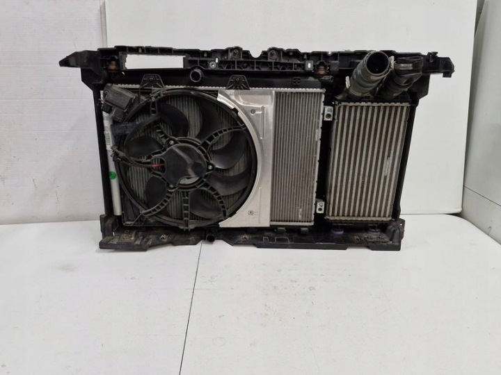 PEUGEOT 208 2008 II 1.2 B PANNEAU AVANT RADIATEURS RENFORCEMENT VENTILATEUR