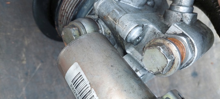 MERCEDES W220 POMPE AMPLIFICATEUR ABC