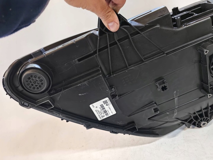 PORSCHE MACAN LIFT PHARE COMPLET LED DROITE POUCES