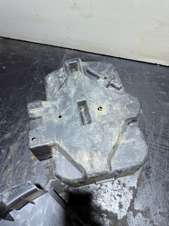 PEUGEOT 5008 II INSERT CRIC ROUES DE RÉSERVE ÉLÉVATEUR KIT RÉPARATION