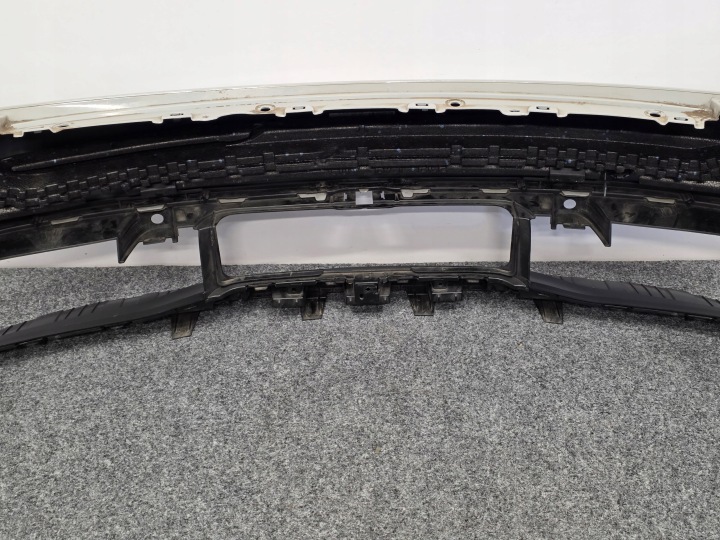 PARE-CHOCS AVANT PORSCHE TAYCAN CROSS TURISMO TURBO AVEC AMORTISSEUR 9J0807541B