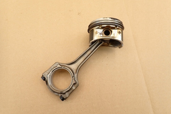 PISTON BIELLE FIAT TIPO II 2015- 1.4 16V 95KM 843A1000 55196809 OEM
