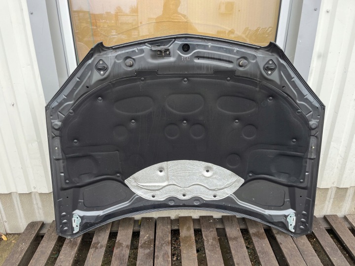 CAPOT MERCEDES-BENZ C W204 2010