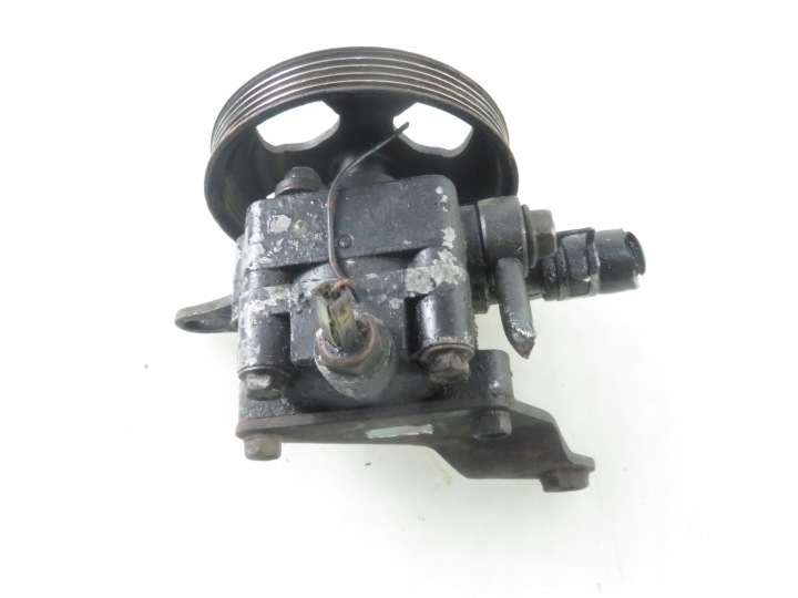 POMPE AMPLIFICATEUR MAZDA 626 V 21G72187