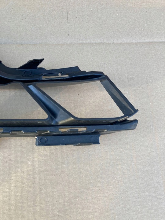SEAT LEON IV GRILLE PARE-CHOCS DROIT AVANT ORIGINAL