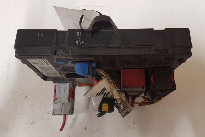 MODULE CROCHET D'ATTELAGE PEUGEOT 407 SW (6E_) S120017001H 2.2L DIESEL 150KW