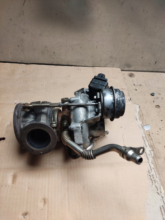 TURBOCOMPRESSEUR BMW 4.4 N63B44 TURBO E71 F01 5.0I