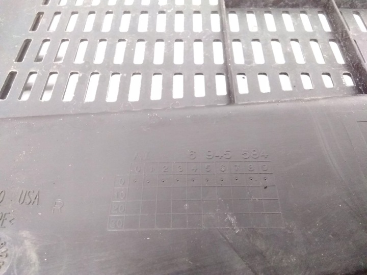 DOUBLURE DE PASSAGE DE ROUE AVANT BMW X5 E70 6945584