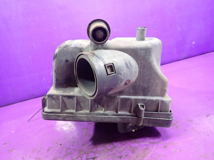 OPEL ASTRA H III 04-07 1.9 CDTI CHÂSSIS FILTRE AIR 55557127