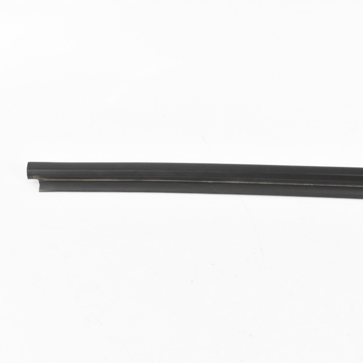 BAGUETTES ZGARNIAJACE PORTES DROIT AVANT JOINT D'ÉTANCHÉITÉ 681600H090 TOYOTA AYGO X