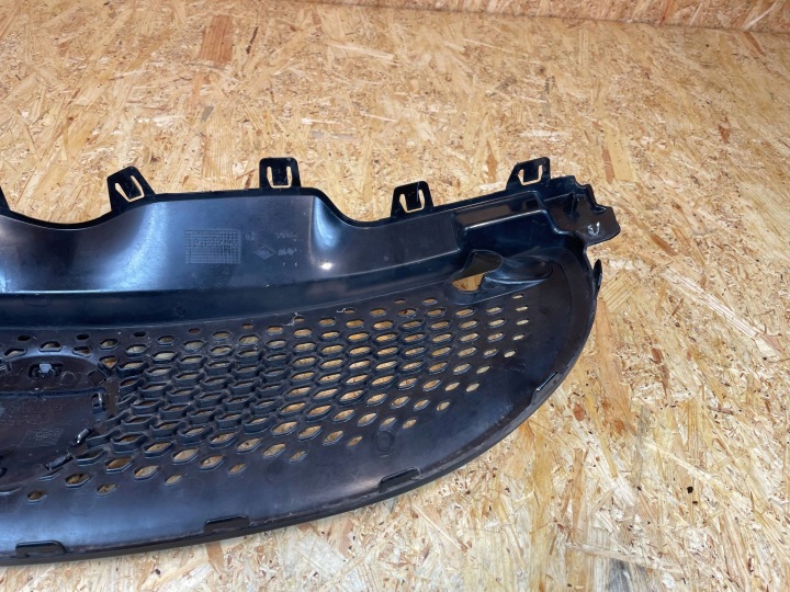 CALANDRE RADIATEUR GRILLE PARE-CHOCS AVANT SMART FORFOUR 453 A4538881523