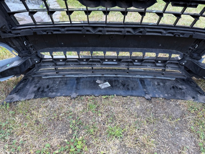 PARE-CHOCS AVANT AUDI Q3 8U0 COMPETITION LIFT 8U0807437AS
