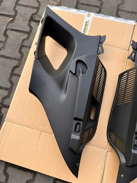 NISSAN QASHQAI J11 PROTECTION MONTANTS ARRIÈRE GAUCHE DROITE