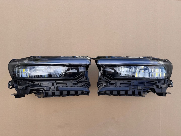 JEEP GRAND CHEROKEE WL GAUCHE 2021- PHARE PHARES GAUCHE DROITE COMPLET LED JAUNE LED