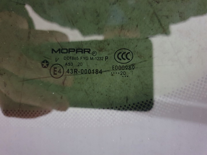 CHRYSLER PACIFICA II VITRE CARROSSERIE ARRIÈRE GAUCHE 68238495AC DROITE 68238494AC