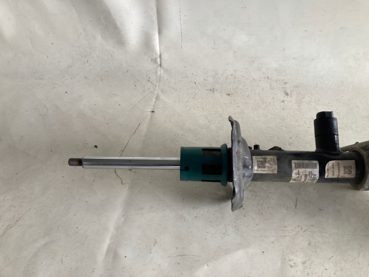 DROITE MOYEU AMORTISSEUR MCPHERSON AUDI VW SKODA SEAT 5WA407258B