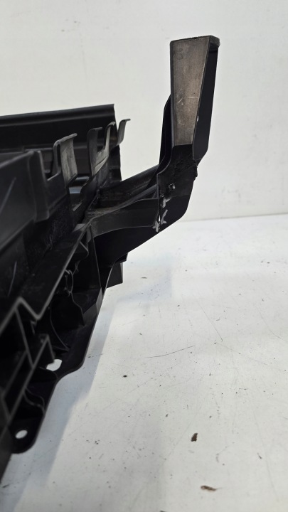 FORD RANGER VI 6 GUIDE D'AIR JALOUSIE MB3B8475BF