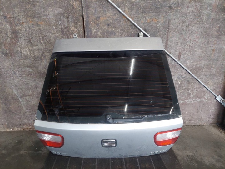 COMPLET ARRIÈRE COUVERCLES DE COFFRE PARE-CHOCS PHARE SEAT LEON I L57N