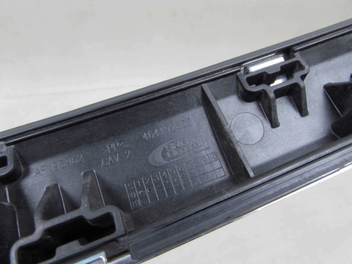 OPEL INSIGNIA LIFT 08-17 MOULURE COUVERCLES DE COFFRE COUVERCLES DE COFFRE CHROME 22803608