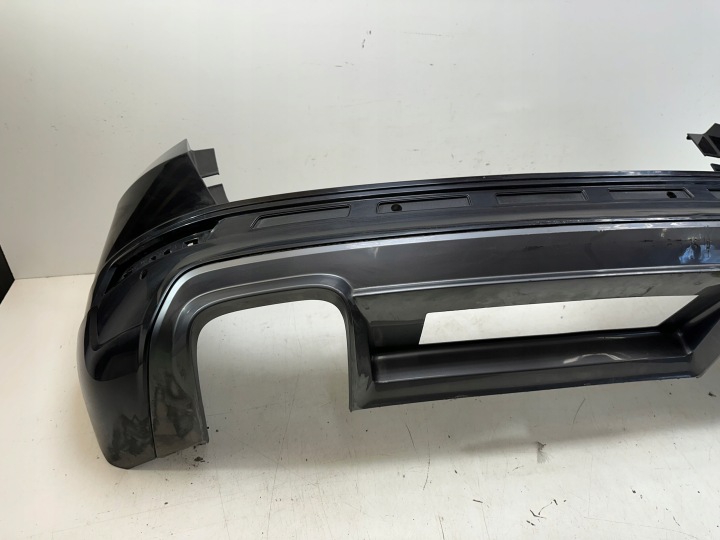 PARE-CHOCS ARRIÈRE SEAT ATECA CUPRA 575807521F EN BON ÉTAT