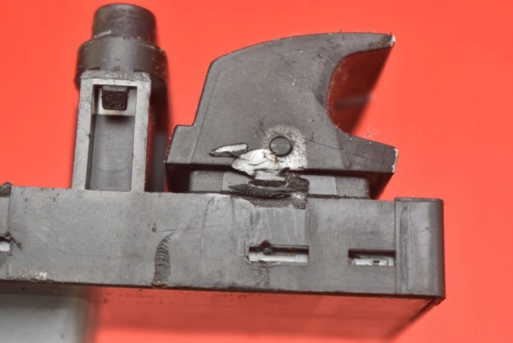 PANNEAU COMMANDE VITRE 1Z0959858A SKODA OCTAVIA 2 II 5D HAYON 04-08