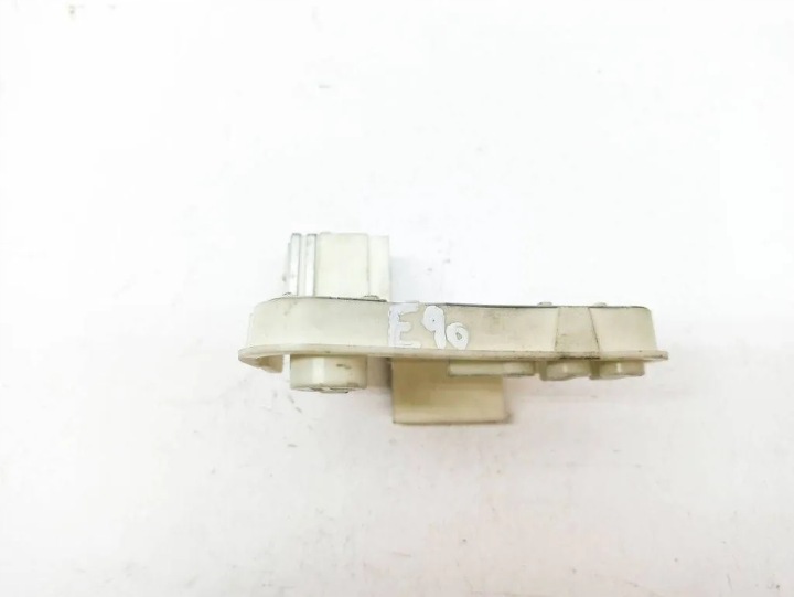 CONTACTS ARRIÈRE PHARES BMW 3 (E90) 7211214 3.0L DIESEL 2009