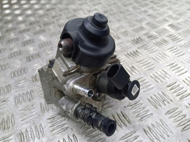 AUDI A3 2.0 TDI POMPE INJECTION 0986437410 CBAB