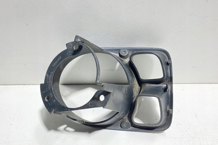 GRILLE PARE-CHOCS DROITE RENAULT KANGOO (KC0/1_) 7700304892 1.4L GASOLINE 55KW