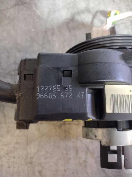COMMUTATEUR COMPOSITE 96605672XT PEUGEOT 206