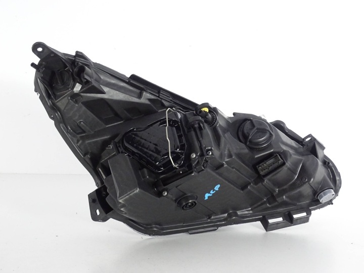 PHARE AVANT AVANT GAUCHE OPEL CORSA D LIFT OPC