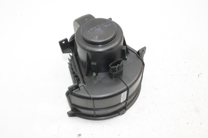 PETIT MOTEUR RÉCHAUFFEURS VW TOUAREG (7P5) 7L0820021N 3.0L DIESEL 165KW 2010