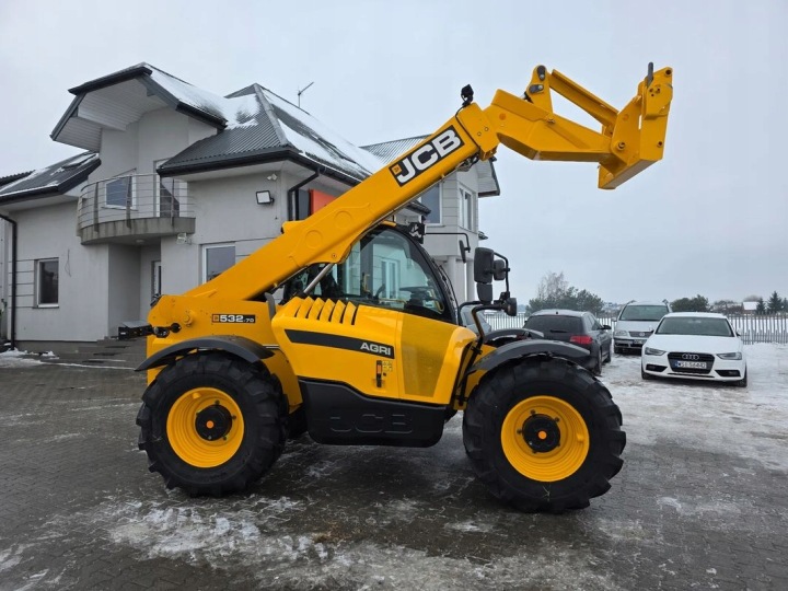 JCB 532-70 AGRI 2020R UDZWIG 3,2T TÉLESCOPE 7M VÉRIFIÉE DANS TRAVAIL