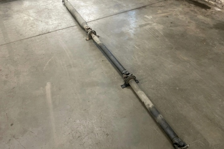 ARBRE DE TRANSMISSION MERCEDES-BENZ SPRINTER 3-T (906) A9064107816 2.14L DIESEL 2015