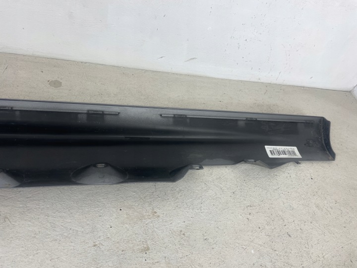 MOULURE SEUIL DROITE BMW E46 COUPÉ 8226118