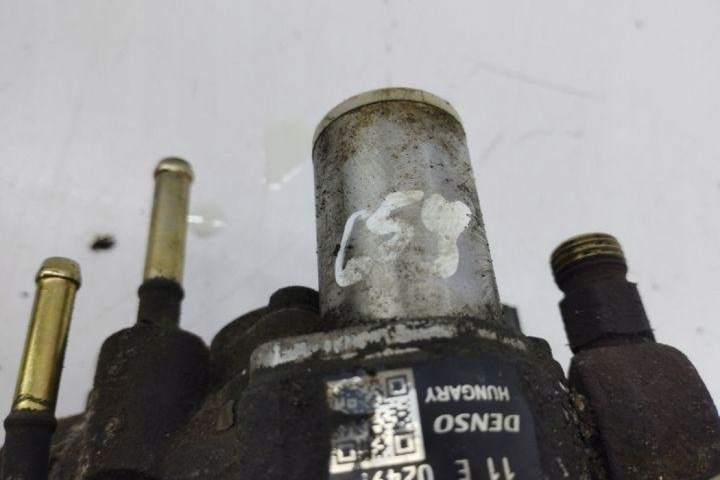 POMPE CARBURANTS TOYOTA AVENSIS (_T25_) 221000G010 2.0L DIESEL 85KW 2004