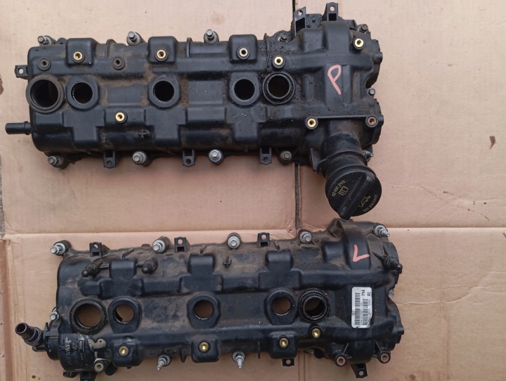 CHRYSLER PACIFICA 17- 3.6 COUVERCLE DE SOUPAPES GAUCHE DROITE SUR CULASSES