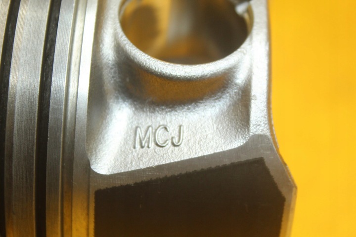 PISTON DENKO VW GOLF VII 1.6 2.0 TDI DGT 79L121
