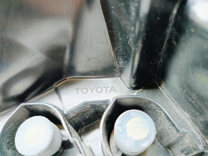 TOYOTA YARIS IV P21 20- PHARE GAUCHE ARRIÈRE GAUCHE ARRIÈRE LED KOITO K0-12