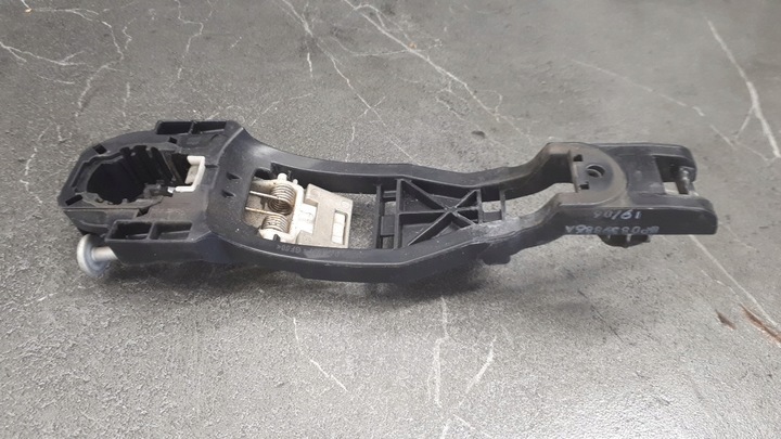 5P0839886A CABALLETE MANECILLAS DERECHA PARTE TRASERA SEAT TOLEDO 3 