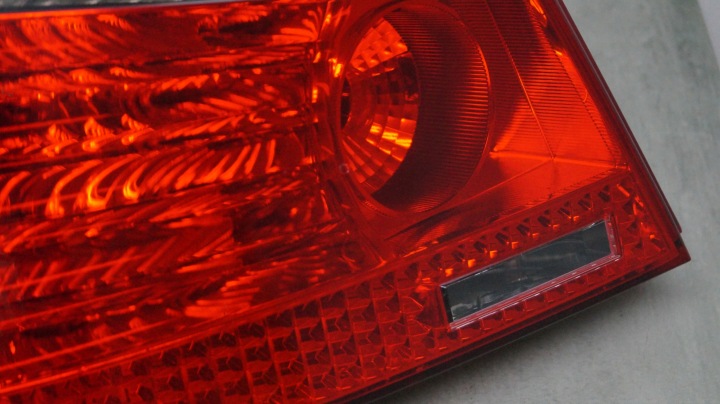 PHARE GAUCHE ARRIÈRE GAUCHE ARRIÈRE BMW E60 6910767
