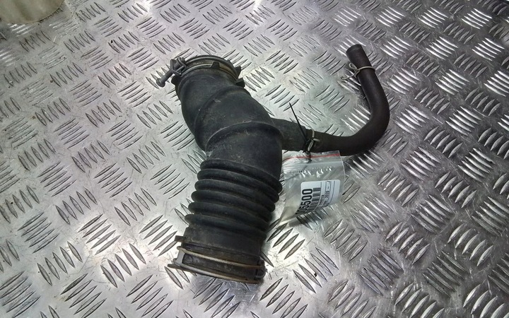 AIR INTAKE TOYOTA YARIS IV 1.5 17880-K0030 17881-K0040 photo 2 - milautoparts-fr.ukrlive.com