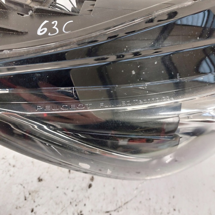 PEUGEOT 308 II T9 PHARE DROITE AVANT COMPLET LED 030128723200 AL