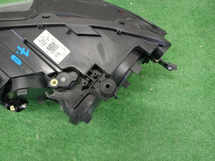 PHARE AVANT DROITE VW T-CROSS 2GM941006A