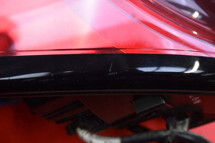 PHARE GAUCHE ARRIÈRE ARRIÈRE LED V352/010L TOYOTA COROLLA E21 UNIVERSEL 18-25