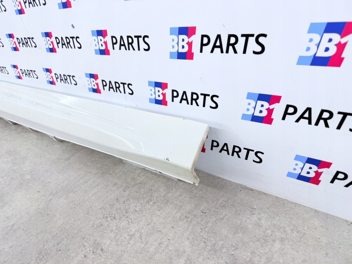 BMW F36 MOULURE REVÊTEMENT SEUIL MODULE DROITE A300 ALPINWEISS 8060374