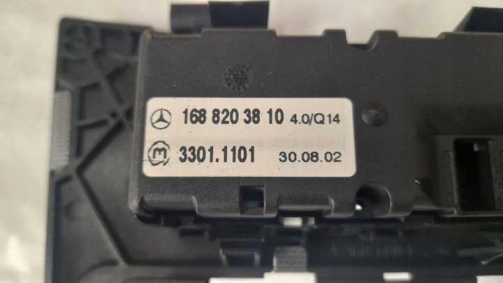 CHÂSSIS CONSOLES CENTRALE MERCEDES A CLASSE W168 2002 1688203810